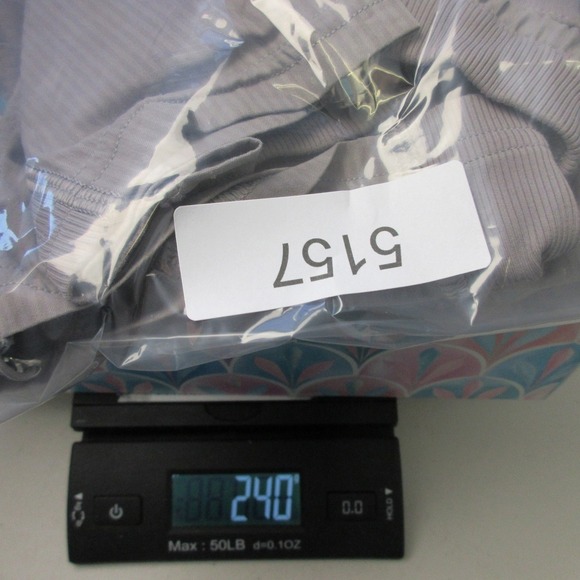 Lululemon Dance Studio Crop II Unlined 20" Women 6 Gray Jogger Pants Travel 240 - Picture 13 of 13